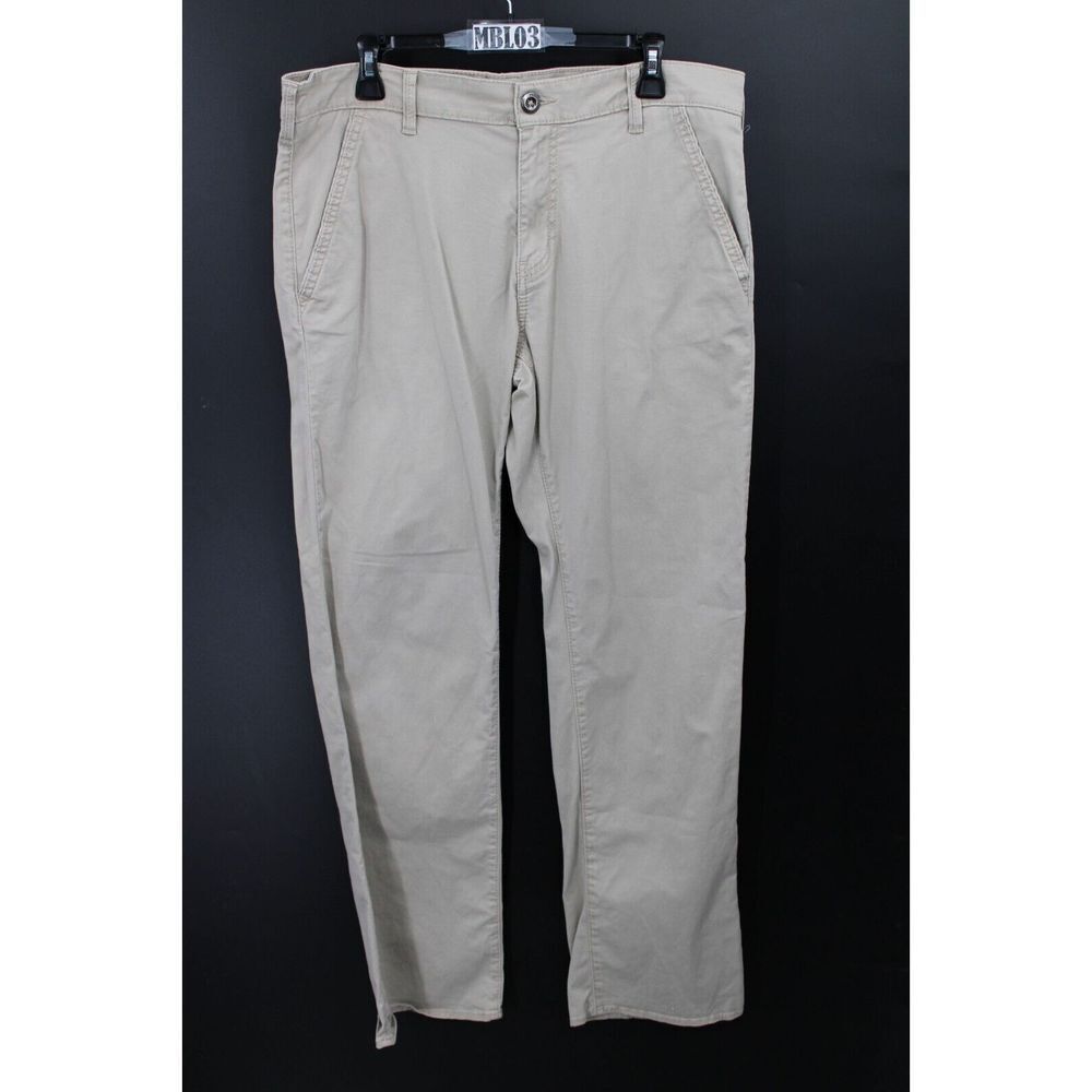 BKE Buckle Jake Mens Jeans Size 34L Straight Leg Beige Stretch Pants Chino